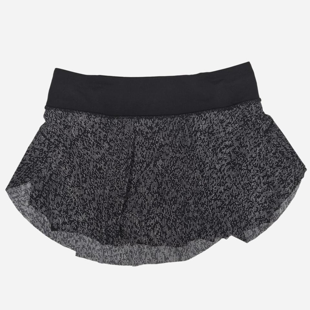 Lululemon black and grey‎ tennis skirt